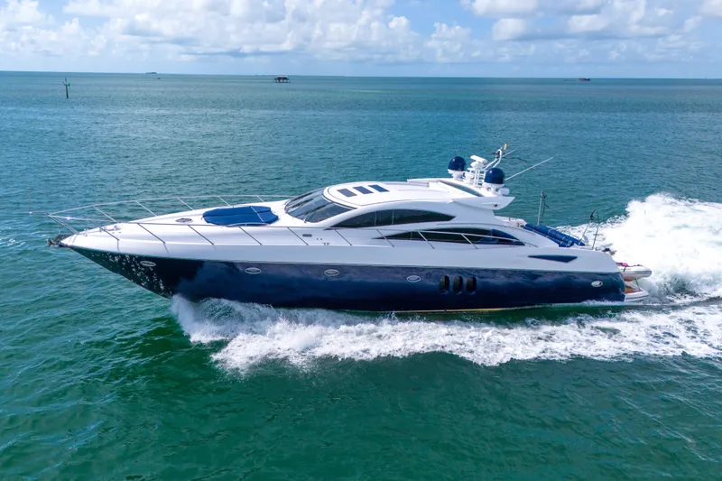 Slide: The Image of Sunseeker Predator 72 2006 - 11