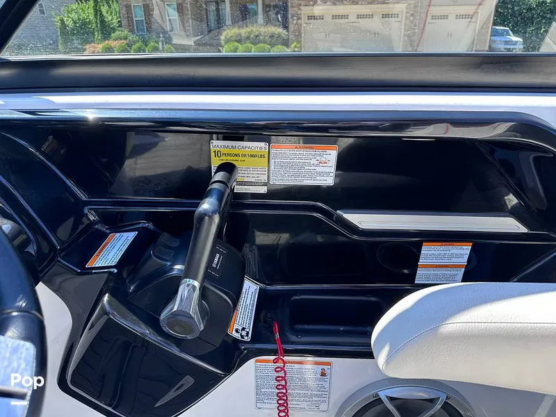 Slide: The Image of Yamaha 212 X 2018 - 14396634