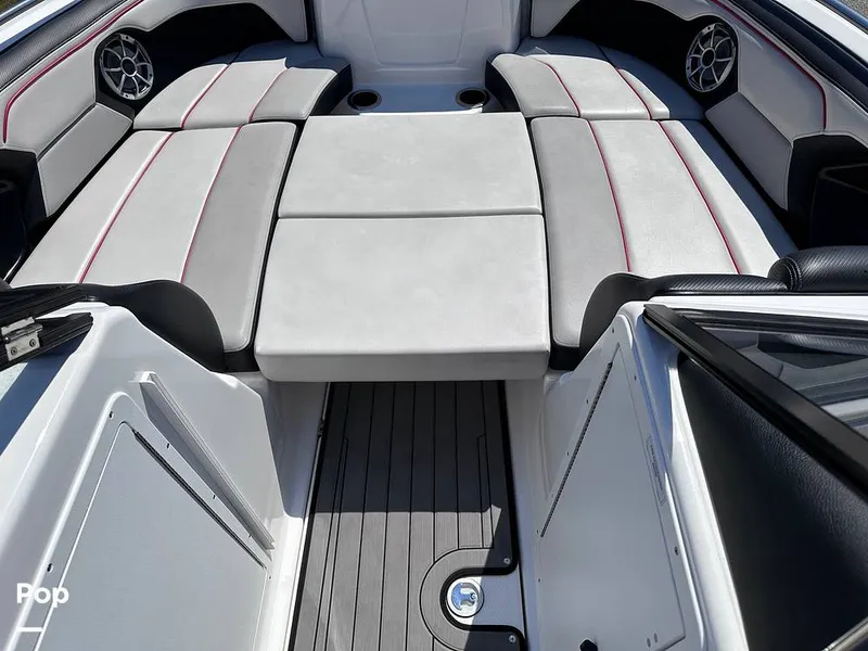 Slide: The Image of Yamaha 212 X 2018 - 14396637