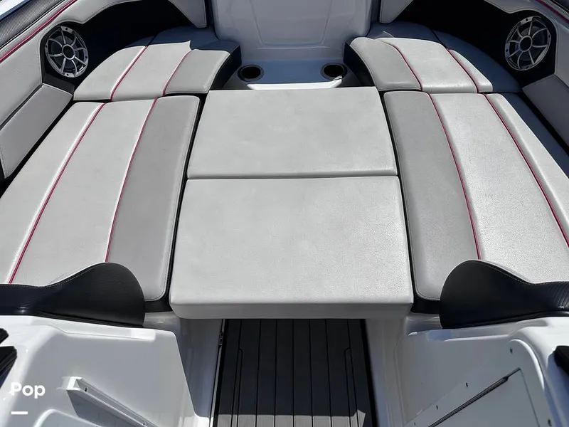 Slide: The Image of Yamaha 212 X 2018 - 14396639