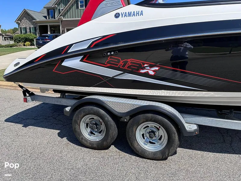 Slide: The Image of Yamaha 212 X 2018 - 14396642