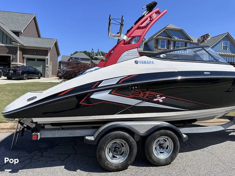 Slide: The Image of Yamaha 212 X 2018 - 14496836