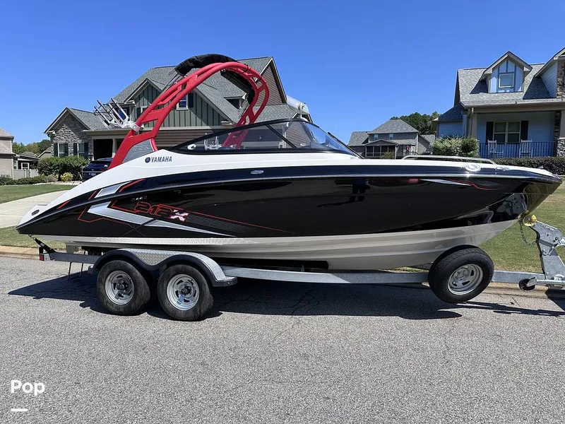 Slide: The Image of Yamaha 212 X 2018 - 14496837