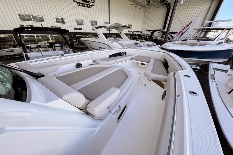 Slide: The Image of Boston Whaler 360 Outrage 2025 - 44