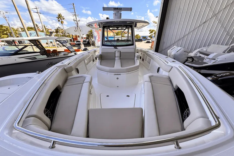 Slide: The Image of Boston Whaler 360 Outrage 2025 - 49