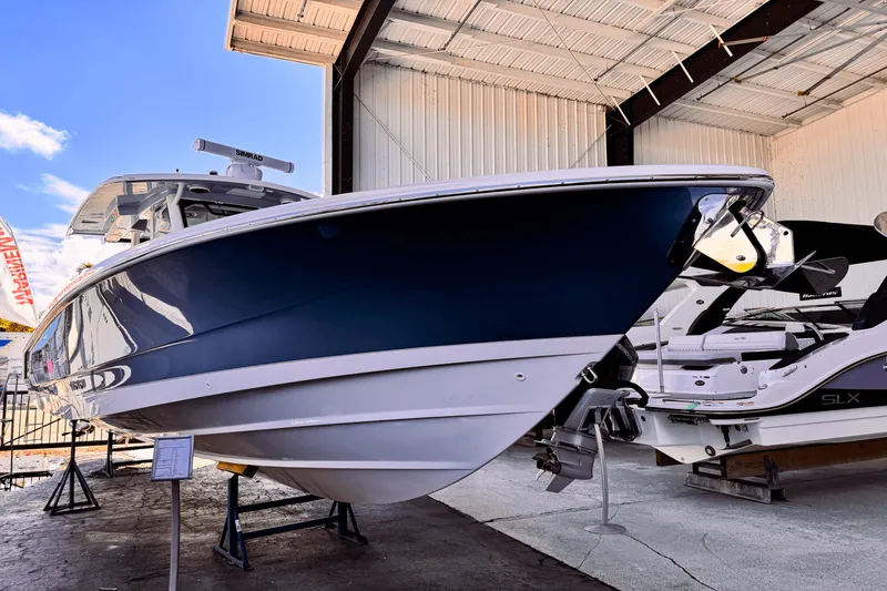 Slide: The Image of Boston Whaler 360 Outrage 2025 - 6