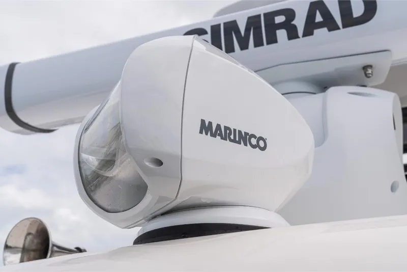 Slide: The Image of Boston Whaler 360 Outrage 2025 - 76