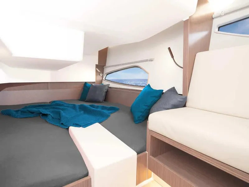 Slide: The Image of Sealine C335 2026 - 36