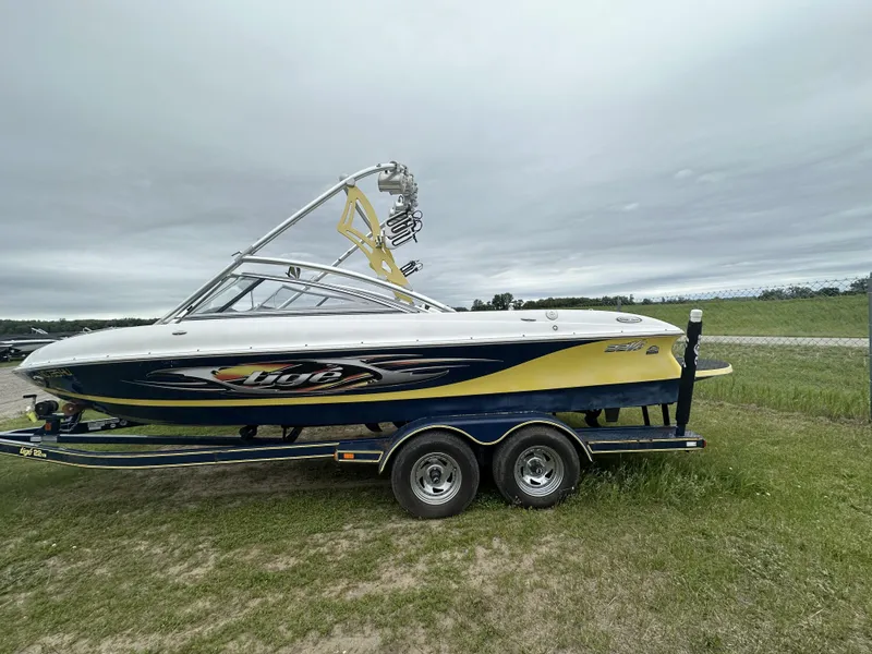 The Image of Tige 22VESKSH 2006 - 0