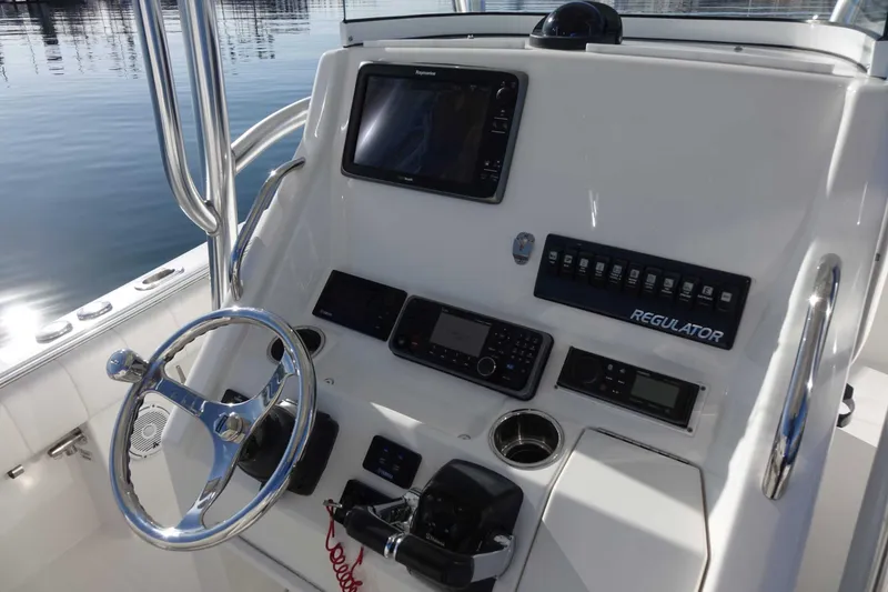 Slide: The Image of Regulator Marine 25 2014 - 9