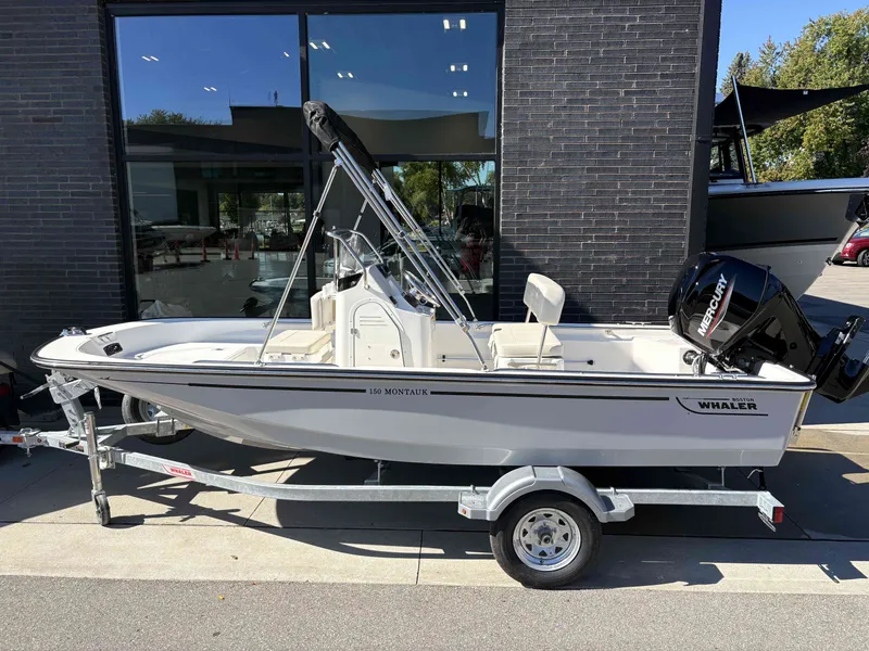 The Image of Boston Whaler 150 MONTAUK 2027 - 0