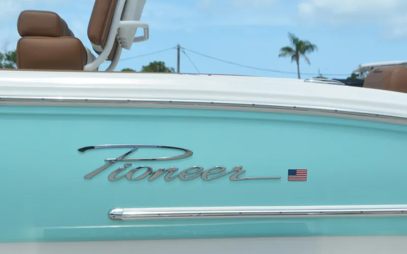 Slide: The Image of Pioneer 202 Sportfish 2025 - 26