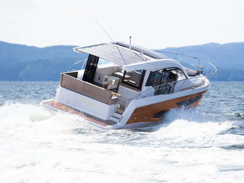 Slide: The Image of Sealine C390 2026 - 9