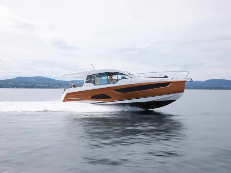 Slide: The Image of Sealine C390 2026 - 3