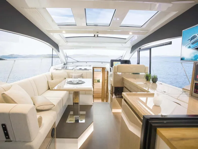 Slide: The Image of Sealine C390 2026 - 25