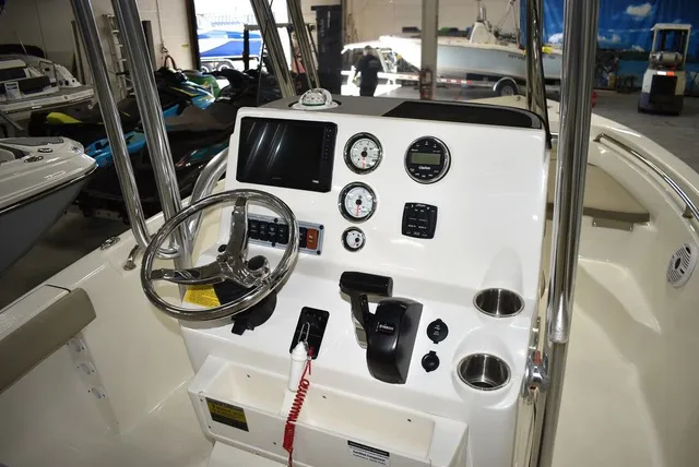Slide: The Image of Key West Boats 189 FS W/ T-Top 2024 - 30