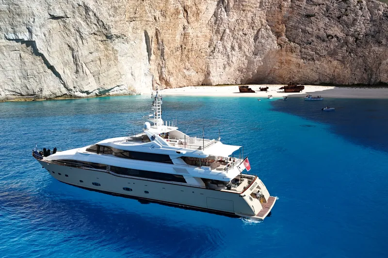 Slide: The Image of Benetti 120 2008 - 34