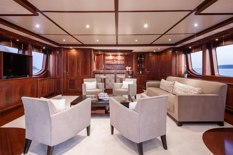 Slide: The Image of Benetti 120 2008 - 17