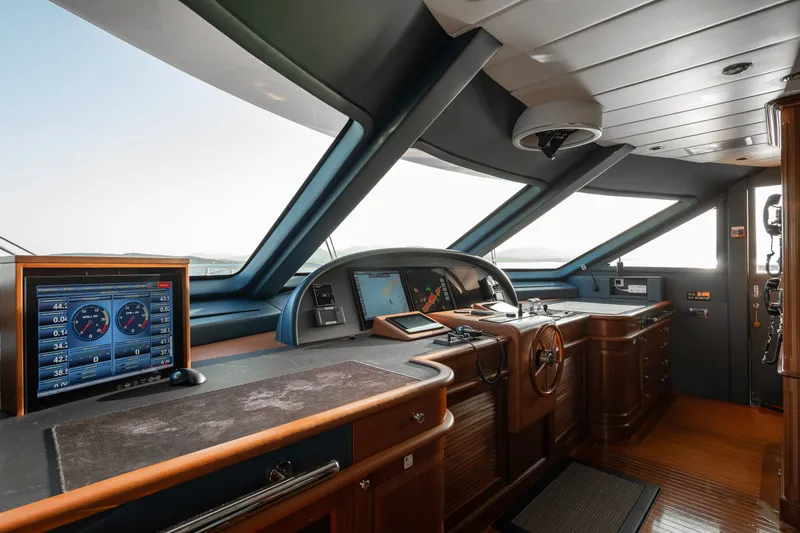 Slide: The Image of Benetti 120 2008 - 14