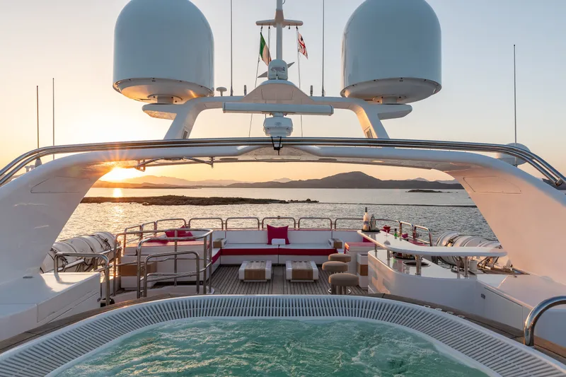 Slide: The Image of Benetti 120 2008 - 21