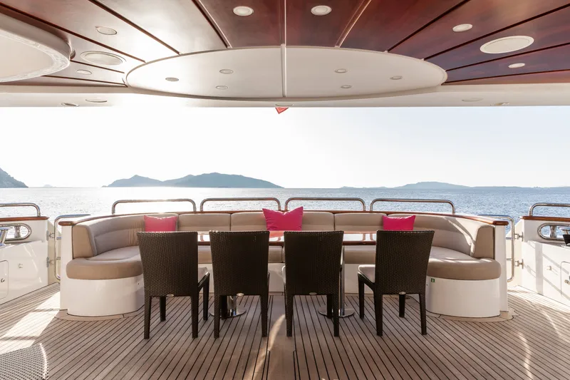 Slide: The Image of Benetti 120 2008 - 5