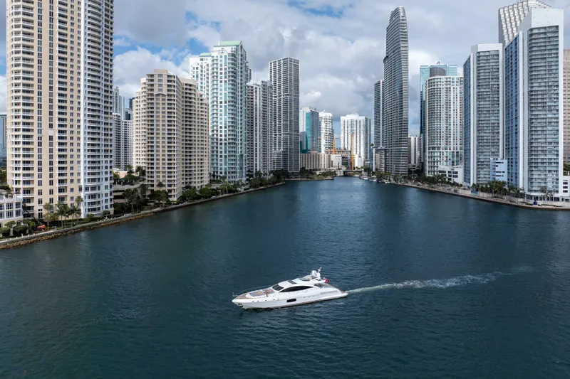 Slide: The Image of Overmarine 94 2015 - 29