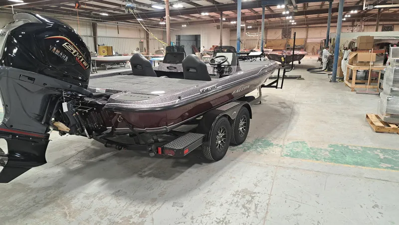 Slide: The Image of Falcon Boats 21TE 2025 - 8