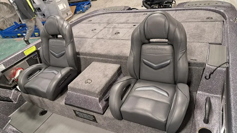 Slide: The Image of Falcon Boats 21TE 2025 - 3