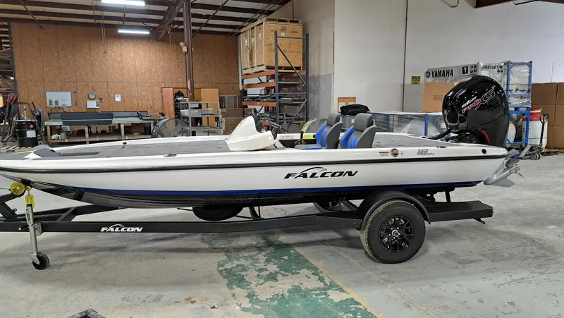 Slide: The Image of Falcon Boats 18 Freedom 2025 - 8