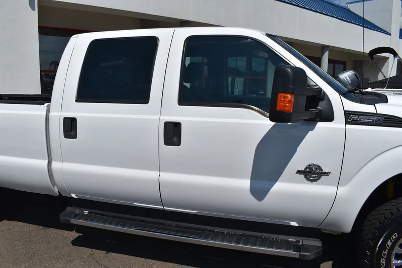 Slide: The Image of Ford F-250 XLT 2015 - 15