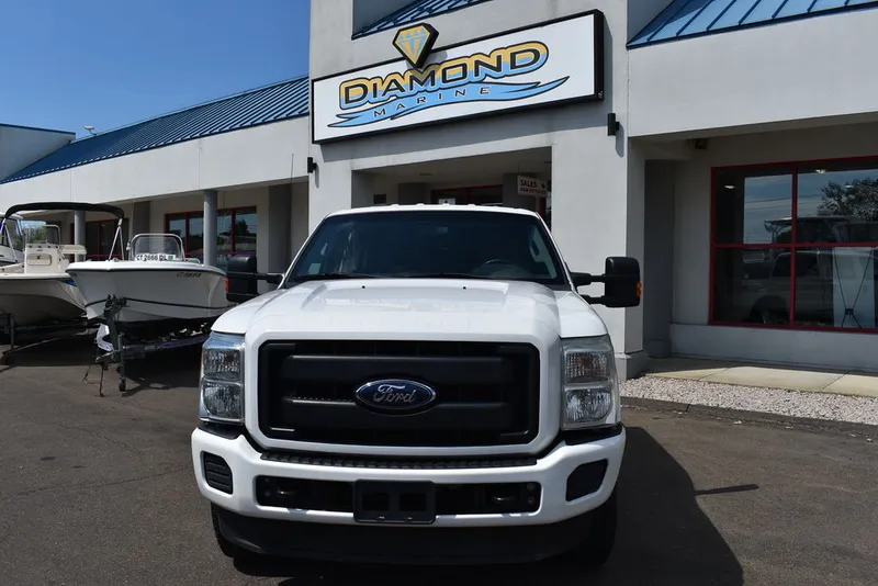 Slide: The Image of Ford F-250 XLT 2015 - 2