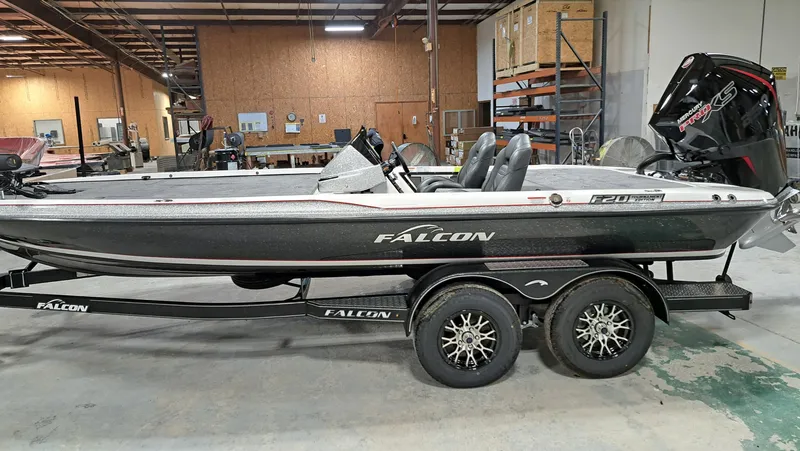 Slide: The Image of Falcon Boats 20TE 2025 - 1
