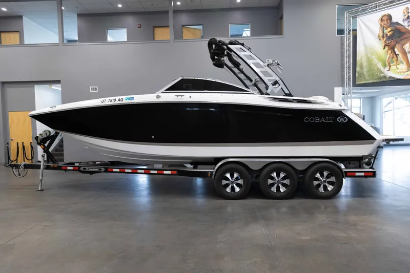 The Image of Cobalt Boats 26 SD 2012 - undefined
