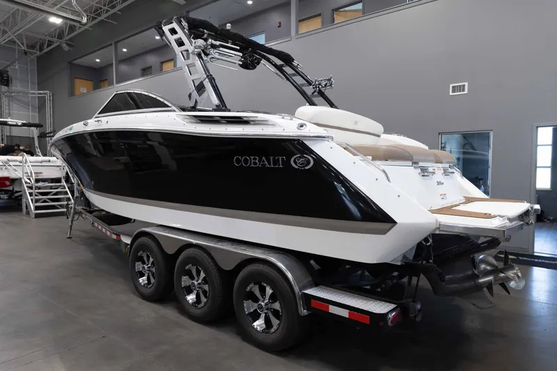 Slide: The Image of Cobalt Boats 26 SD 2012 - 2