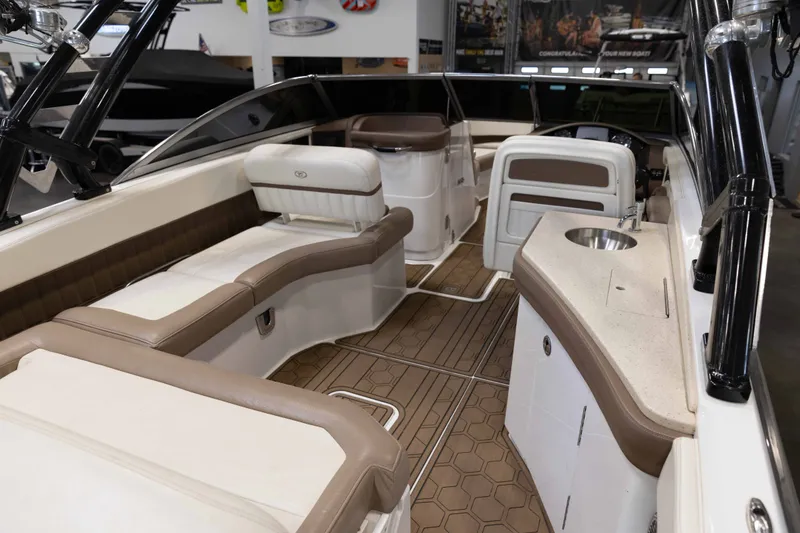 Slide: The Image of Cobalt Boats 26 SD 2012 - 31