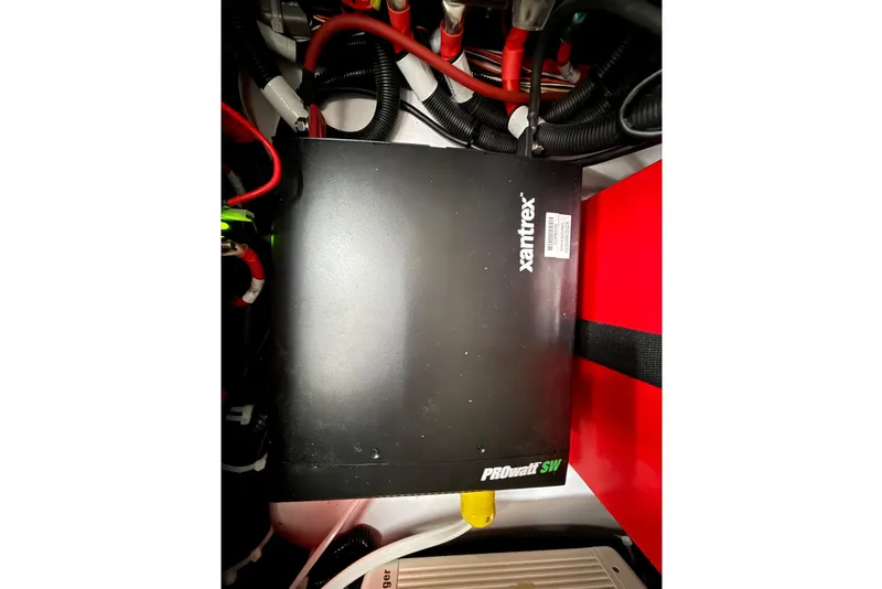 Slide: The Image of Axopar 37 XC Cross Cabin 2025 - 31