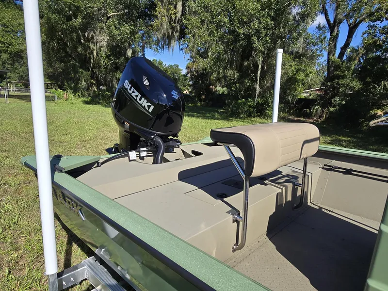 Slide: The Image of SeaArk SHADOW 20T CC 2026 - 8