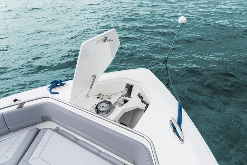 Slide: The Image of Boston Whaler 420 Outrage 2027 - 7