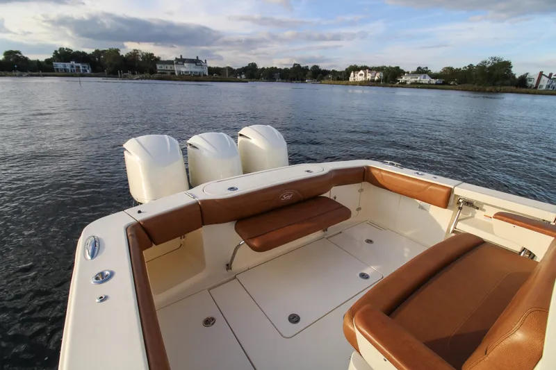 Slide: The Image of Scout Boats 350 LXF 2015 - 29