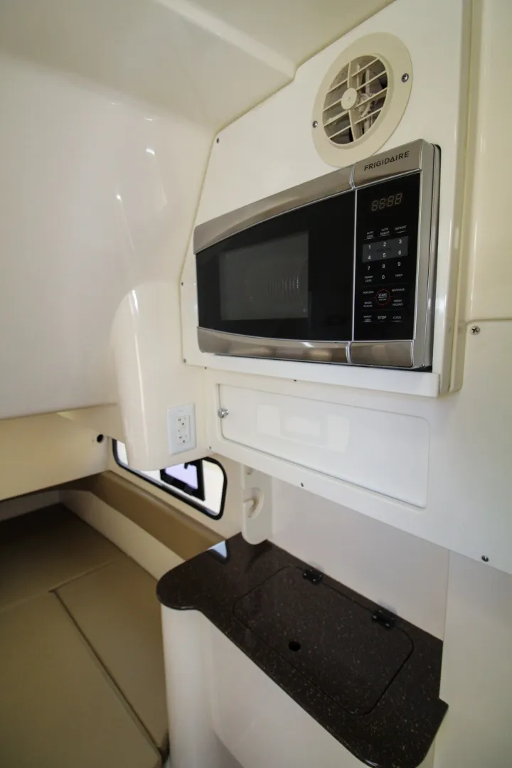 Slide: The Image of Scout Boats 350 LXF 2015 - 40