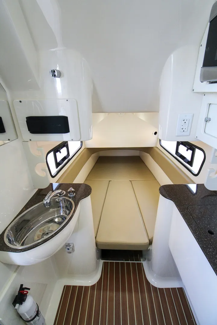 Slide: The Image of Scout Boats 350 LXF 2015 - 37