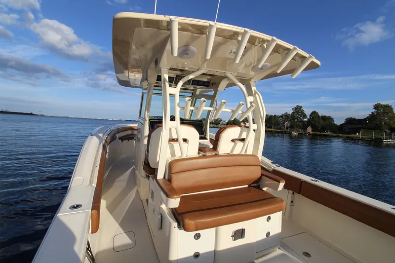 Slide: The Image of Scout Boats 350 LXF 2015 - 26