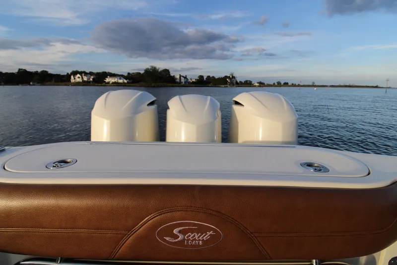 Slide: The Image of Scout Boats 350 LXF 2015 - 32