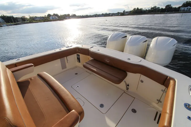 Slide: The Image of Scout Boats 350 LXF 2015 - 30