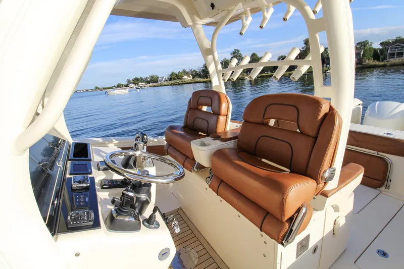 Slide: The Image of Scout Boats 350 LXF 2015 - 20