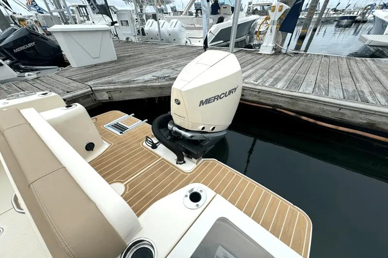 Slide: The Image of Scout 240 XSF 2025 - 11