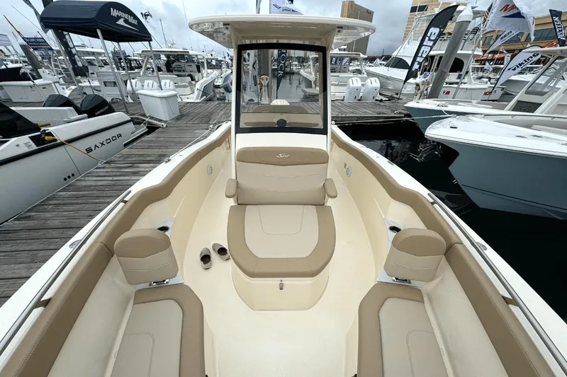 Slide: The Image of Scout 240 XSF 2025 - 24