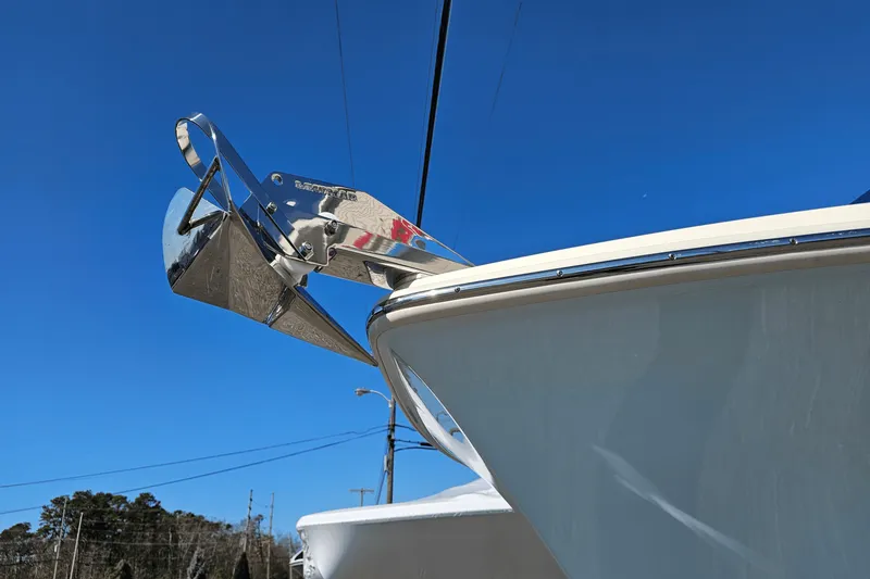 Slide: The Image of Scout 240 XSF 2025 - 5