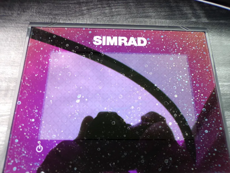 Slide: The Image of Hurricane 2400 SD 2018 - 25