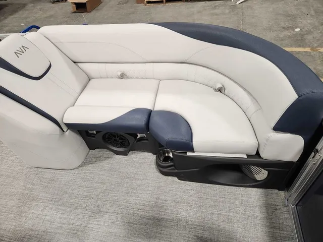 Slide: The Image of Avalon 2385 25 LSZ QLS 2026 - 6